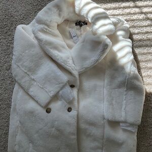 J.CREW FAUX-FUR PEACOAT. SIZE: XL. COLOR: WHITE. ITEM # CF697.